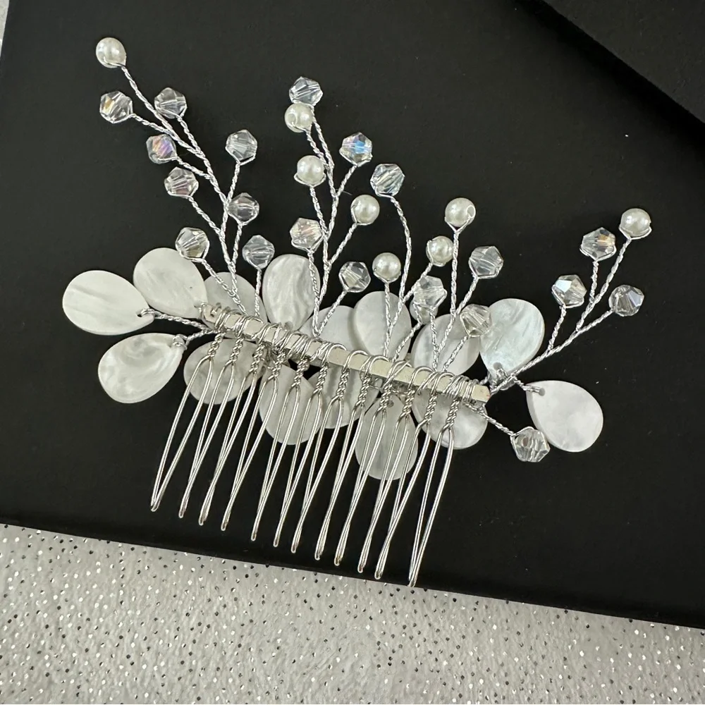 Flowered Formal Hair Comb Piece